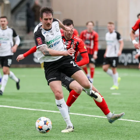 B36 megnaði ikki at skora móti Skála og harvið er liðið nakað frá 1. plássinum nú (Mynd: Sverri Egholm)