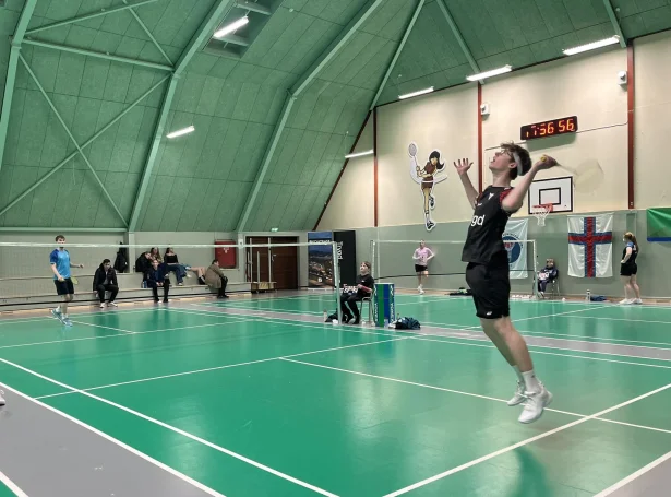 Christian Berg Petersen (HBF) er aftur í ár í finaluni hjá monnum (Mynd: Badmintonsamband Føroya)