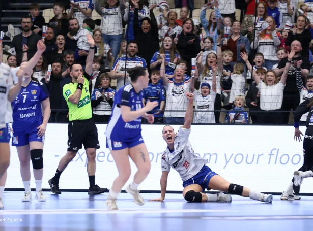Pernille Brandenborg vísti vegin - millum annað tá hon her hevði skorað til 18-16 beint fyri steðgin við at kasta seg eftir returbólti (Mynd: Sverri Egholm)