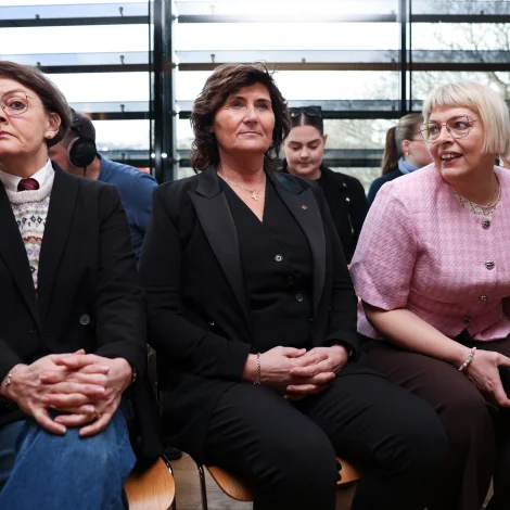 Hesi sjey manna nýggja landsstýrið