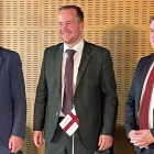 Tingið sett í morgin