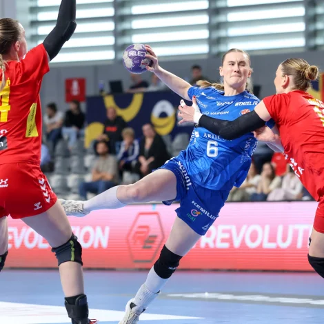 Marita Mortensen í síðsta EM-undankappingardystinum (Mynd: Sverri Egholm)