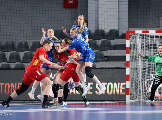 Montenegro vann aftur greitt á Føroyum í gjár, og tað er eitt av tveimum liðum, sum vit helst skulu sleppa undan úr styrkisbólki tvey (Mynd: Sverri Egholm)