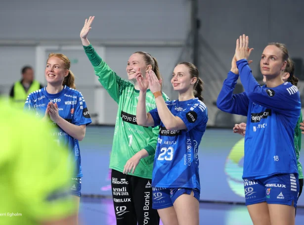 Annika Fríðheim Petersen hevur seinastu smáu tvey árini verið knýtt at EH Aalborg men hevur ikki spælt fyri felagið í yvir eitt ár - heldur hevur hon skinið fyri landsliðið seinastu tíðina (Mynd: Sverri Egholm)