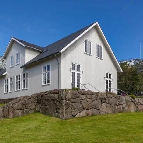 Nývalda løgtingið heldur fyrsta løgtingsfundin kl. 10 í morgun