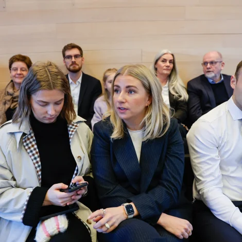 Anna Falkenberg er nú løgtingskvinna