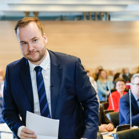 Beinir Johannesen valdur til løgmann