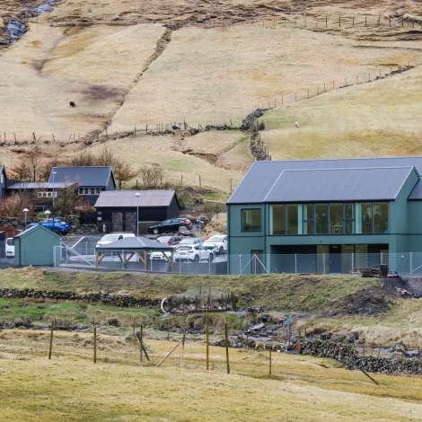 Nýggi frítíðarskúlin í Kollafirði liðugur