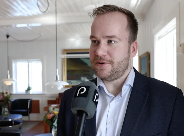 Fólkafloksformaðurin um landsstýrisfólk: Skilji væl atfinningarnar - hava nógv skilagóð og vælskikkaði fólk