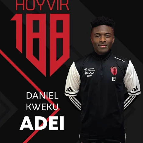 Størst spenningur varð í Hoyvík. Har var TB leingi á odda, men málið hjá Daniel Adei í 78. minutti syrgdi fyri longdari leiktíð millum 1. deildarliðini. Har gjørdi heimaliðið bart (Mynd: FC Hoyvík)