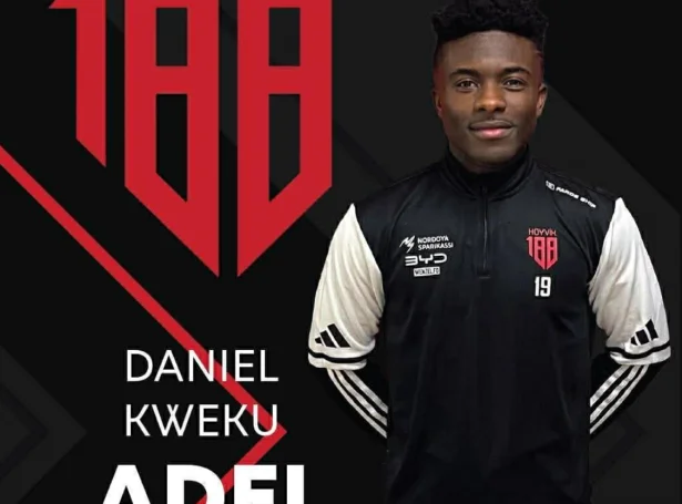 Størst spenningur varð í Hoyvík. Har var TB leingi á odda, men málið hjá Daniel Adei í 78. minutti syrgdi fyri longdari leiktíð millum 1. deildarliðini. Har gjørdi heimaliðið bart (Mynd: FC Hoyvík)