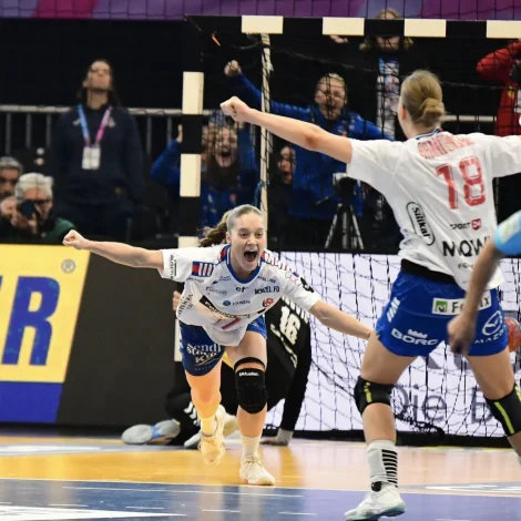 Frakland, Pólland, Føroyar og Ukraina