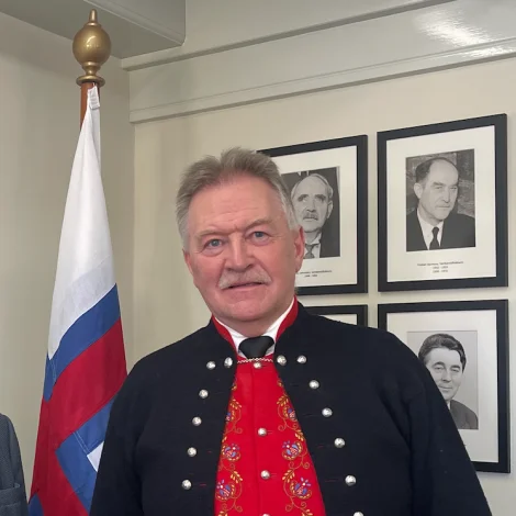 Meira ferð skal setast á oljuleitingina