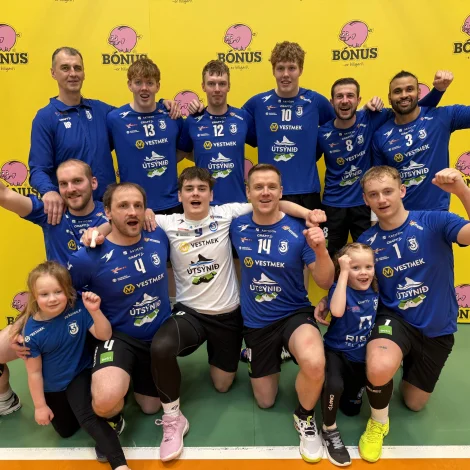 SÍ vendi 0-2 til 3-2 ímóti Fleyr og er í steypafinaluni