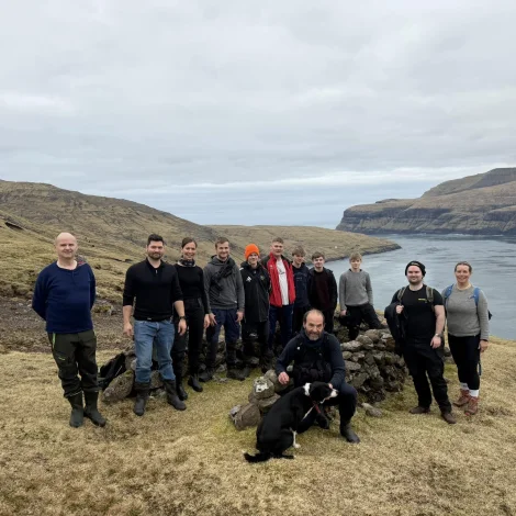 Myndir: Fjallgonga á Slættanesi