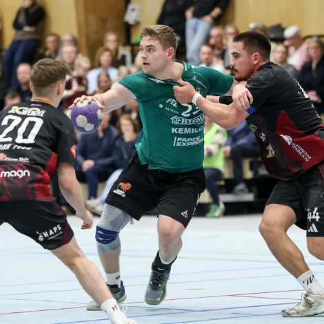 H71 vann 31-24 á Hálsi í gjár - við somu dystarmynd verður eingin spenningur í Hoyvík leygarkvøldið (Mynd: Sverri Egholm)