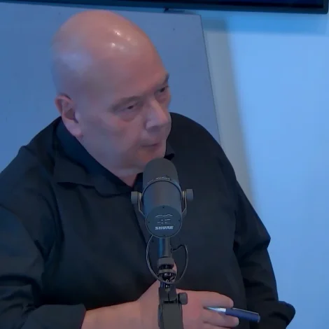 Video: - Beinir agerar nú sum ein floksformaður skal gera - bíða við at geva honum Kallsberg-status