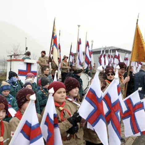 Gunnhild Dahl Niclasen heldur flaggdagsrøðuna í Klaksvík