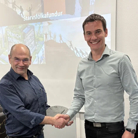 Hákun Hansen 35 ára starvsdag hjá Demich