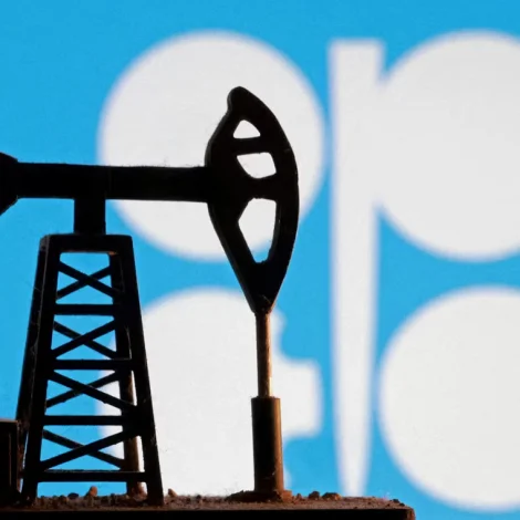 Sameindu Arabisku Emiratini taka seg úr Opec