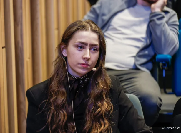 Sigurgunn Wenzelsdóttir Várting, graskari og lívfrøðingur hjá Sjókovanum (Mynd: Jens Kr. Vang)