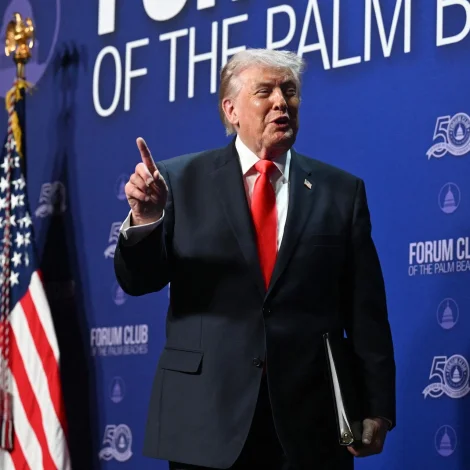 Trump boðar aftur frá tollhækking