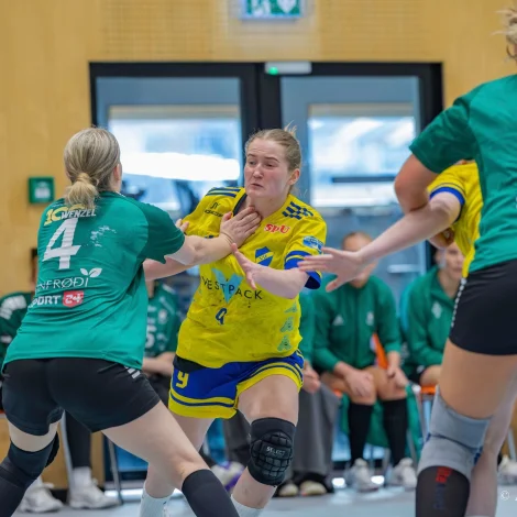 Hondbóltur kvinnur: Kyndil vann í kvøld 29-27 á VÍF