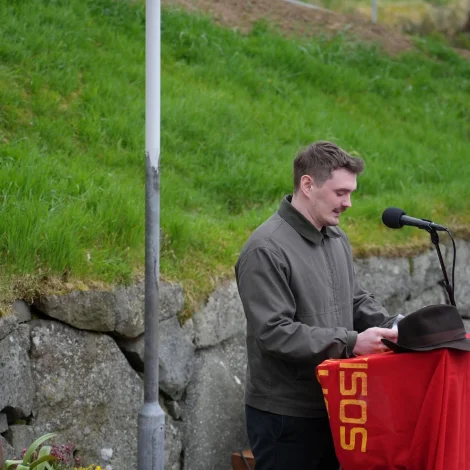 Røðan hjá Petur Simonsen á Reyða Torginum 1. mai