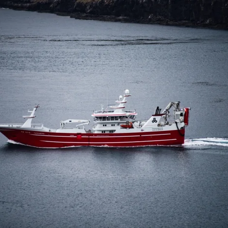 Fagraberg landar í Fuglafirði
