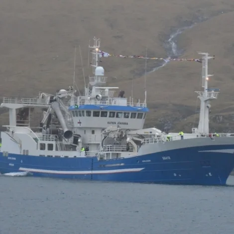 Katrin Jóhanna skal landa í Fuglafirði