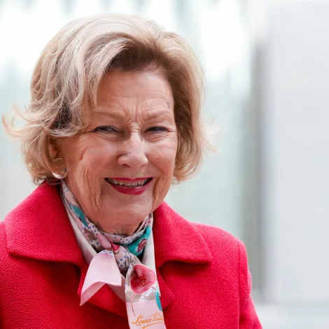 Sonja drotning sjúkrameldað