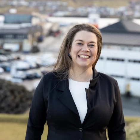 Føroyum tørva ein dagførdan vinnupolitikk – nú