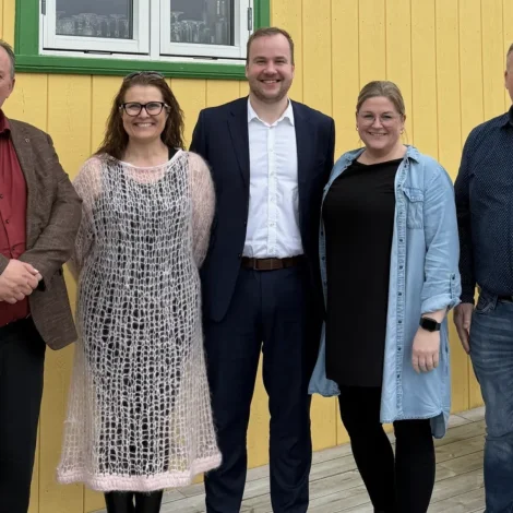Løgmaður vitjað í Sandoynni