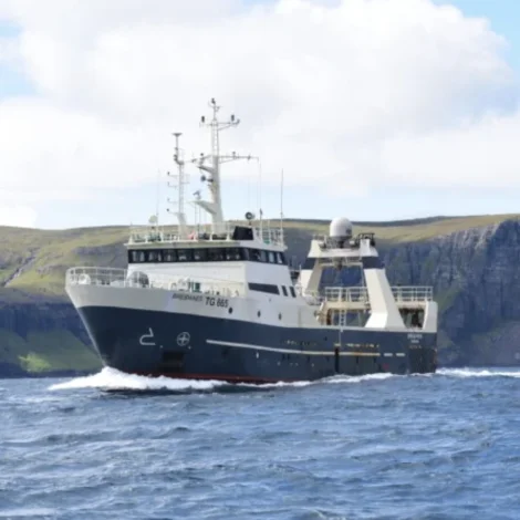 Hamranes og Breiðanes hava landað í Hvalba