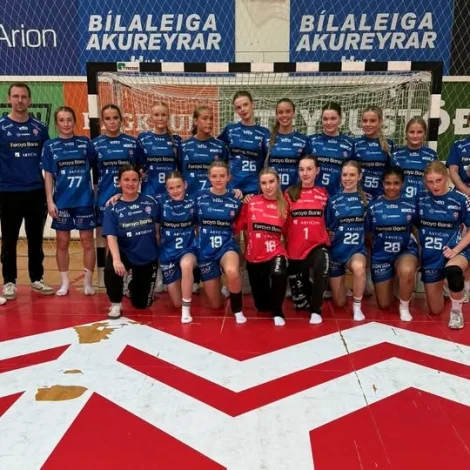 U16-kvinnurnar hava leikt tveir venjingardystir um vikuskiftið