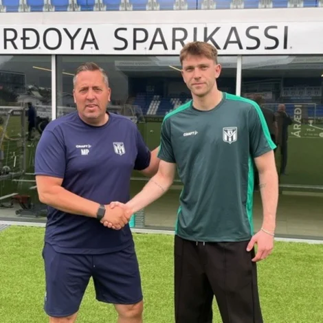 Magnus Powell og Nicolai Vinter Christensen við Djúpumýru í gjárkvøldið, tá danin vandi við á fyrsta sinni (Mynd: ki.fo)