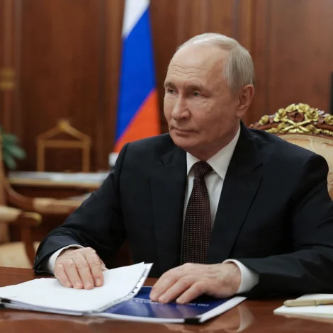 Putin viðgongur trot á brennievni