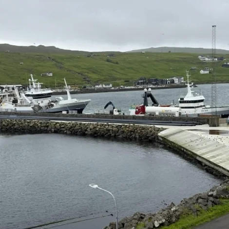 Norðfinnur landar í Miðvági