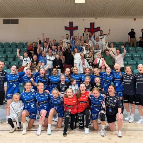 U16-kvinnur: Vundu burturúr vertunum