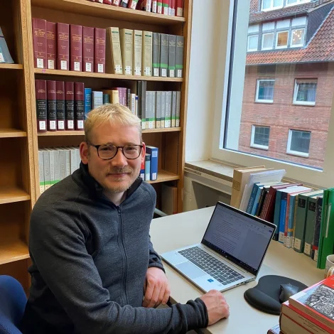 Jóannes Purkhús skal verja doktararitgerð sína í gudfrøði