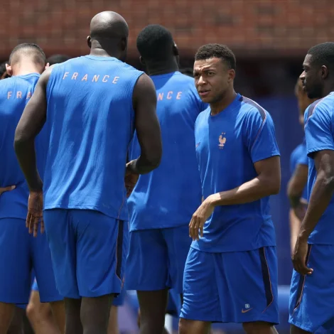 Kylian Mbappé hevur verið framúrskarandi fyri Frakland so at siga síðani hann trein inn á HM-pallin (Mynd: Franck Fife/AFP/Ritzau Scanpix)