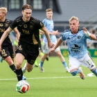 Síðani kviki og snildi vongurin beit seg fastan á liði hjá Víkingi  hevur Aron Benjaminsen av álvara gjørt bart. U21-landsliðsspælarin skoraði eisini í báðum Conference League-dystunum hjá Víkingi móti íslendska Stjarnan í summar.