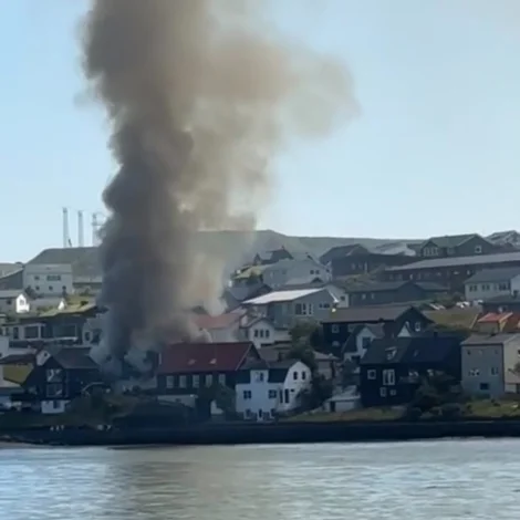 Flogvøllurin er stongdur í løtuni
