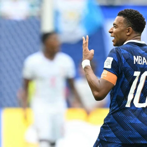Torført at telja - og tó - hjá Kylian Mbappé í HM-dystum. 27-ára gamli áleyparin úr París hevur skorað eitt mál ið miðal í sínum 22 dystum higartil (Mynd: Roberto Schmidt/AFP/Ritzau Scanpix)