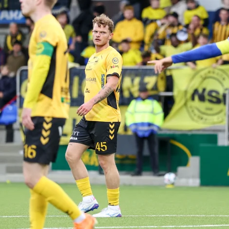 Meinhard Egilsson Olsen og hinir fara eftir at skelka slovenar (Mynd: Sverri Egholm)