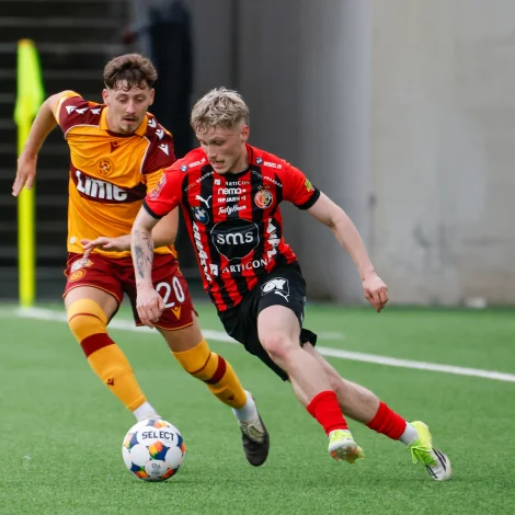 Heini Fossdalsá Sørensen - her móti Motherwell hósdagin, skoraði gott mál til 2-1 móti NSÍ (Mynd: Jens Kr. Vang)
