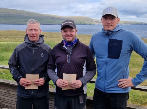 Frá vinstru Finn W. Larsen, Óli Edvard Olsen og Janus Jakobsen (Mynd: golf.fo)