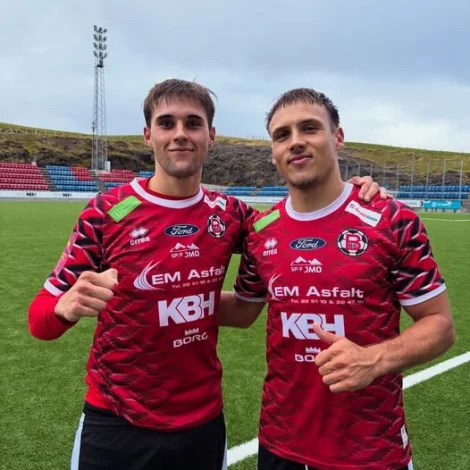 Málskjúttarnir Jovan Goronjic og Loick Lespinasse fegnast (Mynd: B68)