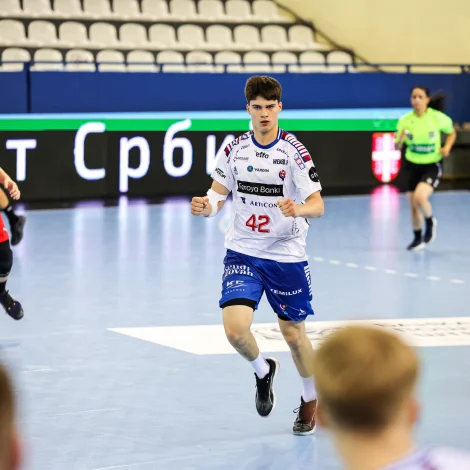 Gabriel Skeel Árnason og hinir skulu royna at enda í ovaru hálvu av kappingini (Mynd: Nikola Cimburovic)