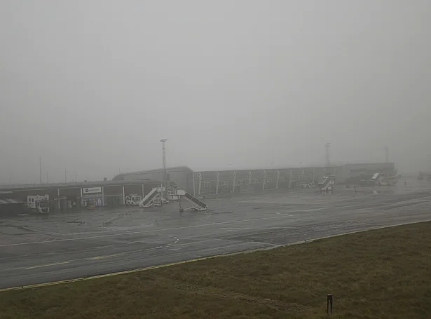 Tað er sonevnd mjørkaætt, og hetta ávirkar øll flogfeløg - eisini Atlantic Airways (Mynd: fae.fo)